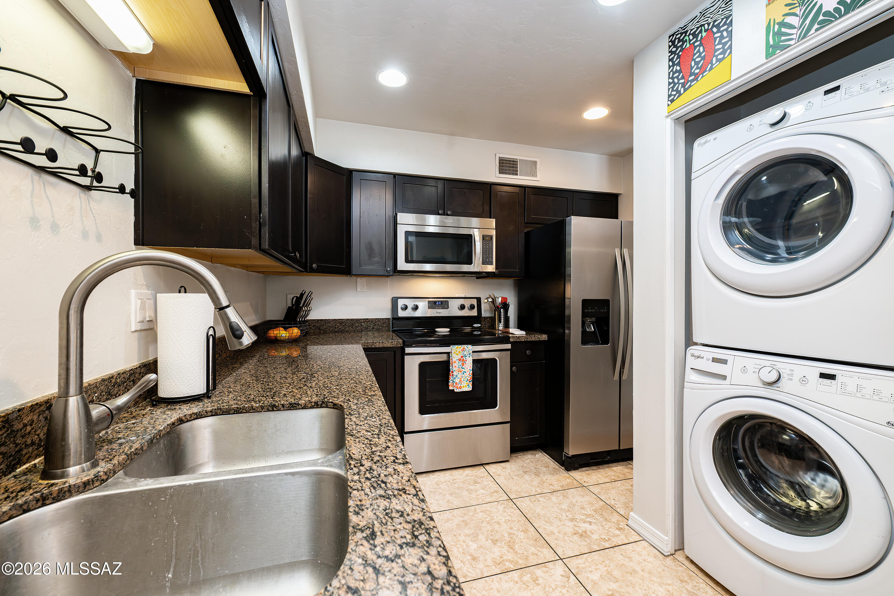 2749 West Anklam Road, Unit D Tucson, AZ 85745 - Photo 12 of 33