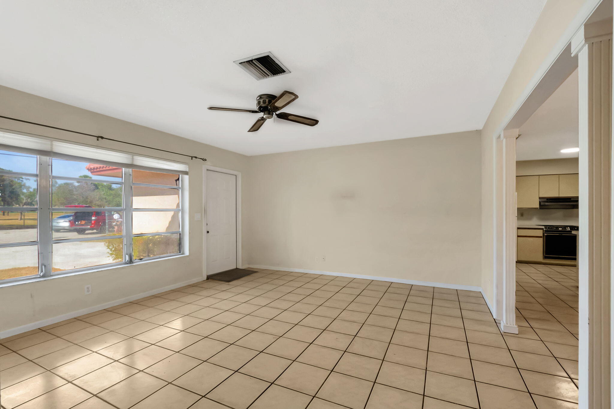 2350 Northwest 3rd Avenue Boca Raton, FL 33431 - Photo 4 of 21 6-web-or-mls-DSC_7204