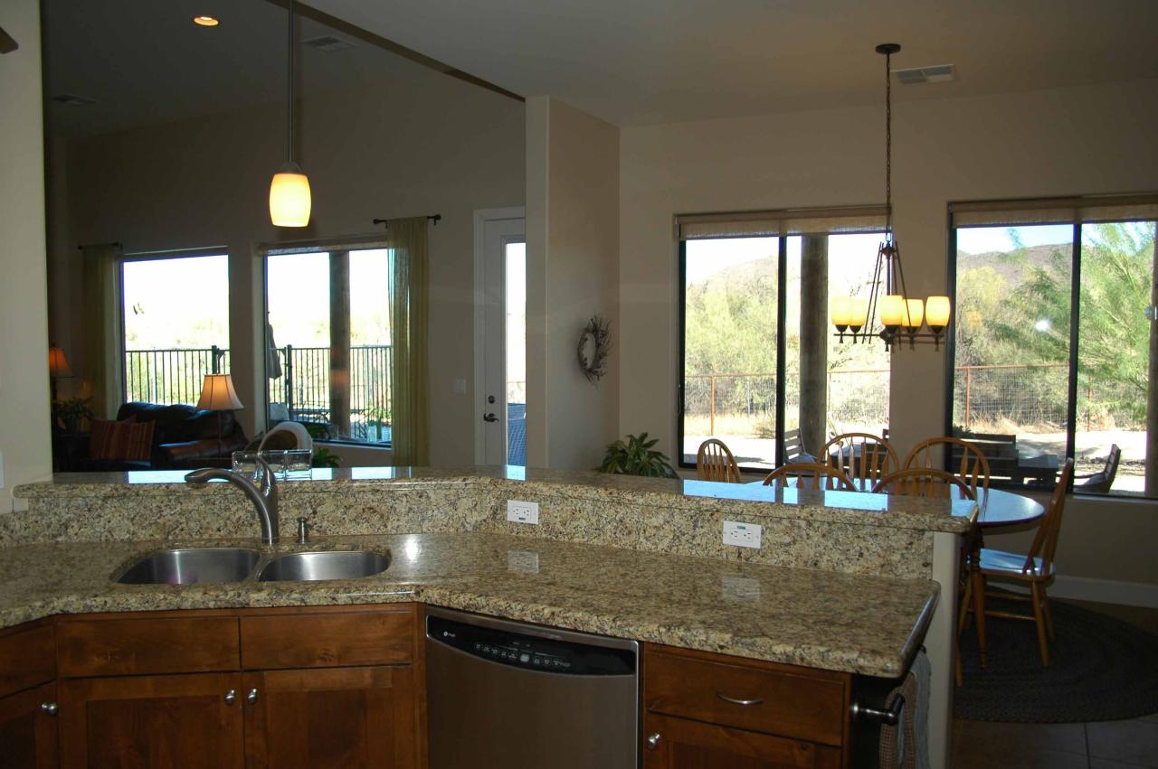 1916 East Joy Ranch Road Phoenix, AZ 85086 - Photo 4 of 14 Great Room