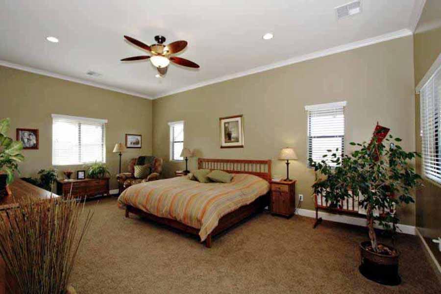 1916 East Joy Ranch Road Phoenix, AZ 85086 - Photo 5 of 14 Large Master Bedroom