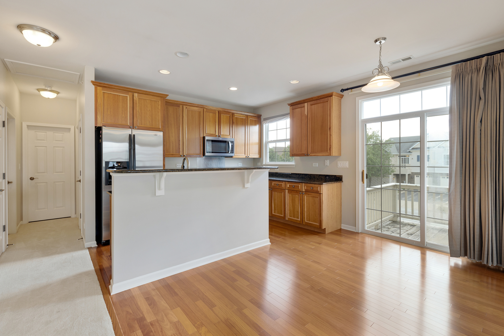 1376 Scarboro Road, Unit 1003 Schaumburg, IL 60193 - Photo 9 of 21