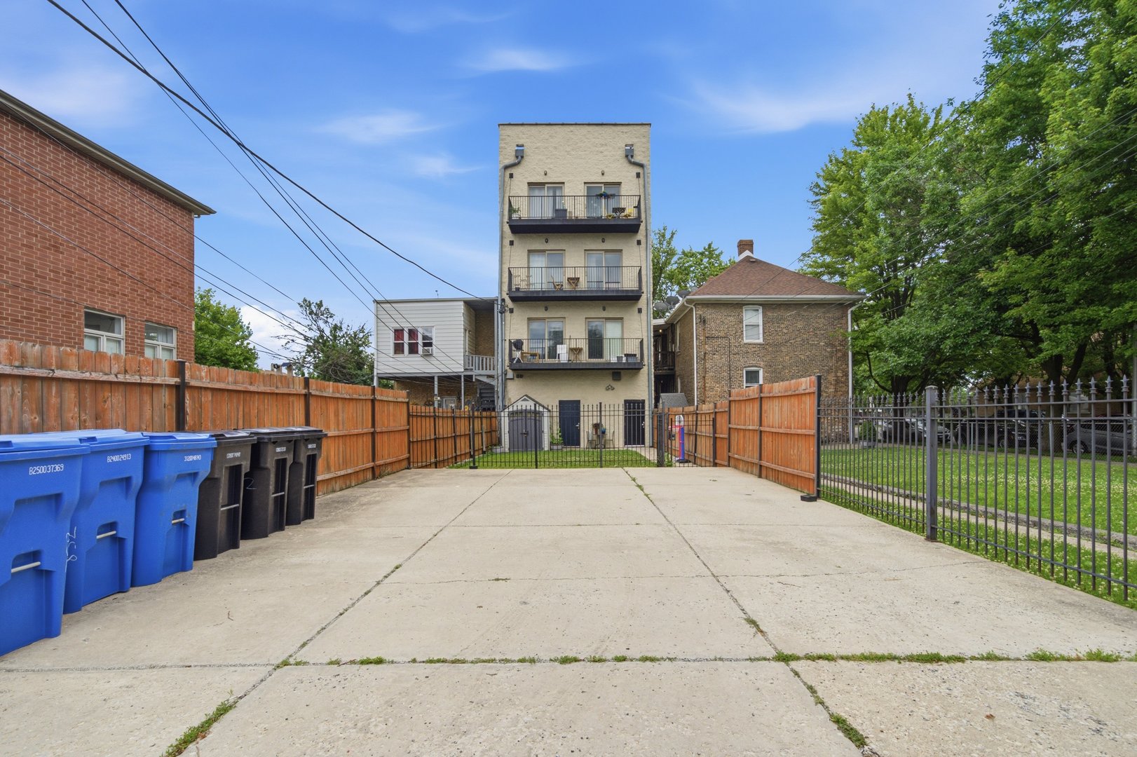 832 West 36th Street, Unit 4 Chicago, IL 60609 - Photo 23 of 25