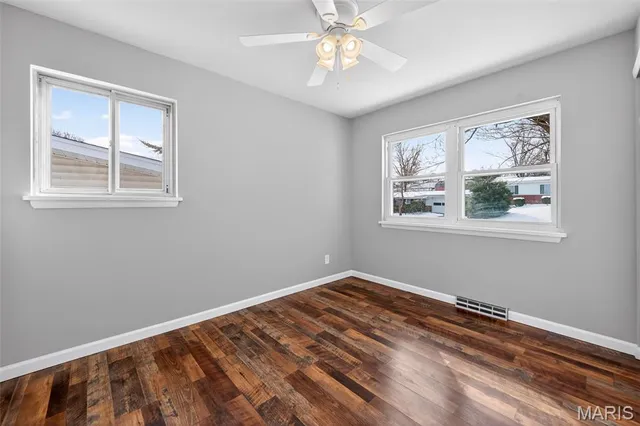 $314,900 | 2520 Chartom Mar, St. Charles, MO 63301