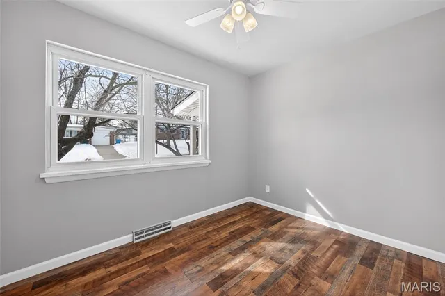 $314,900 | 2520 Chartom Mar, St. Charles, MO 63301