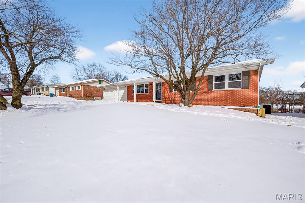 2520 Chartom Mar St. Charles, MO 63301 - Photo 5 of 54