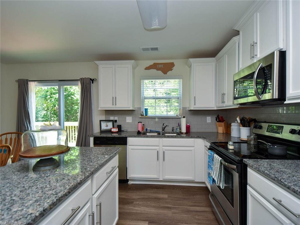 6661 Ridge Bluff Drive Rural Hall, NC 27045 - Photo 8 of 25