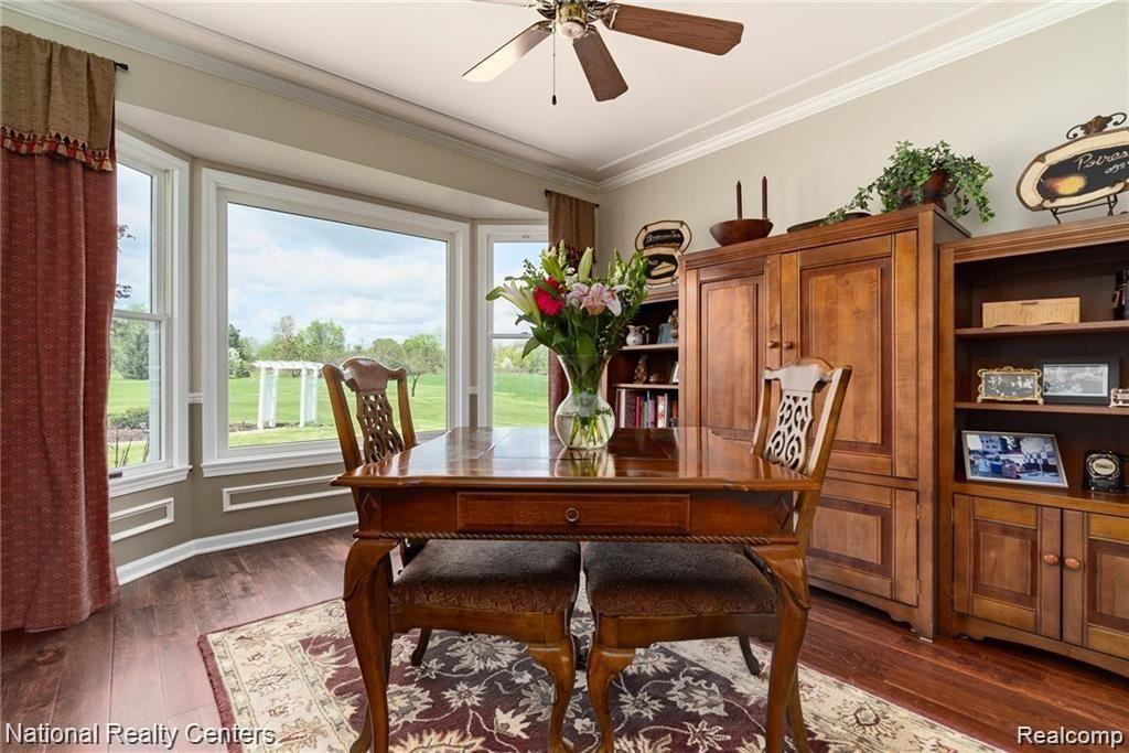 2330 Dutton Road Rochester, MI 48306 - Photo 11 of 40 Beautiful bay window