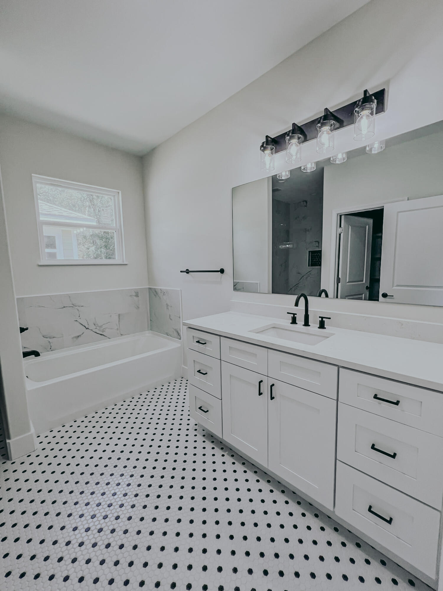 182 Caswell Branch Road Freeport, FL 32439 - Photo 12 of 19 master bathroom