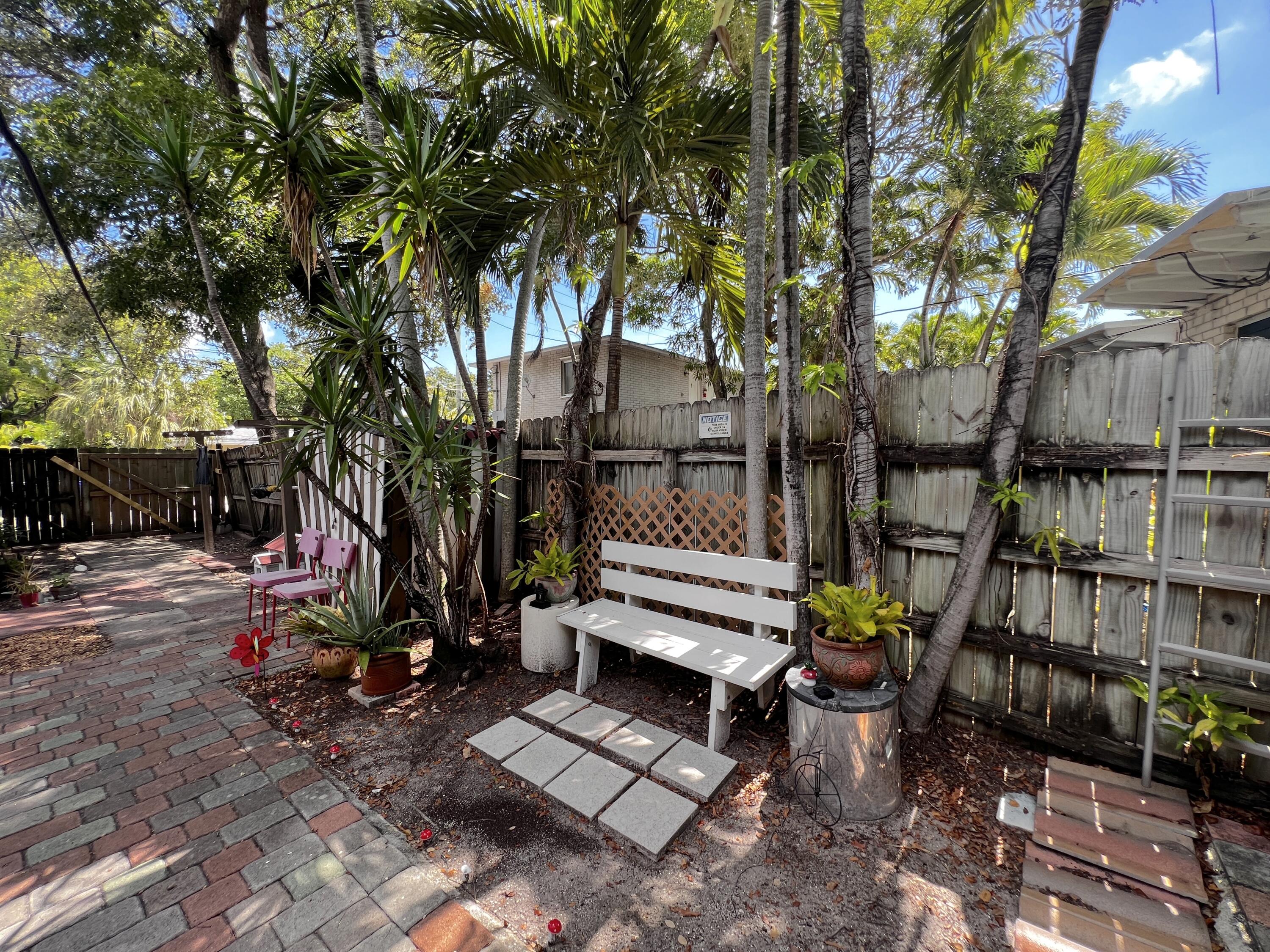 1859 Buchanan Street, Unit 2 Hollywood, FL 33020 - Photo 15 of 28 IMG_6562