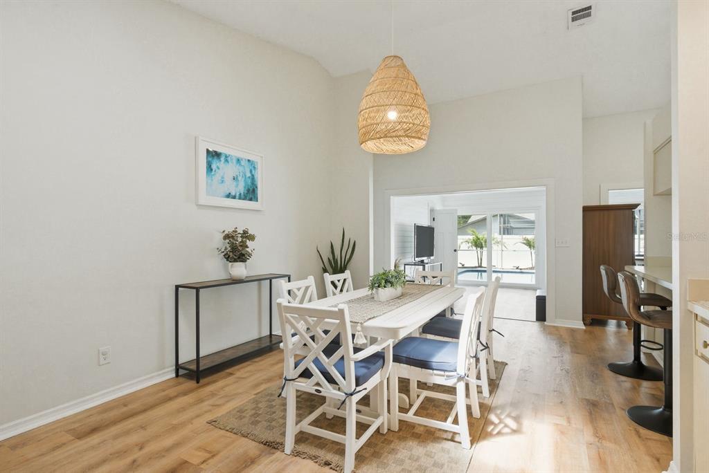 1011 Ridge Drive Palm Harbor, FL 34683 - Photo 13 of 49