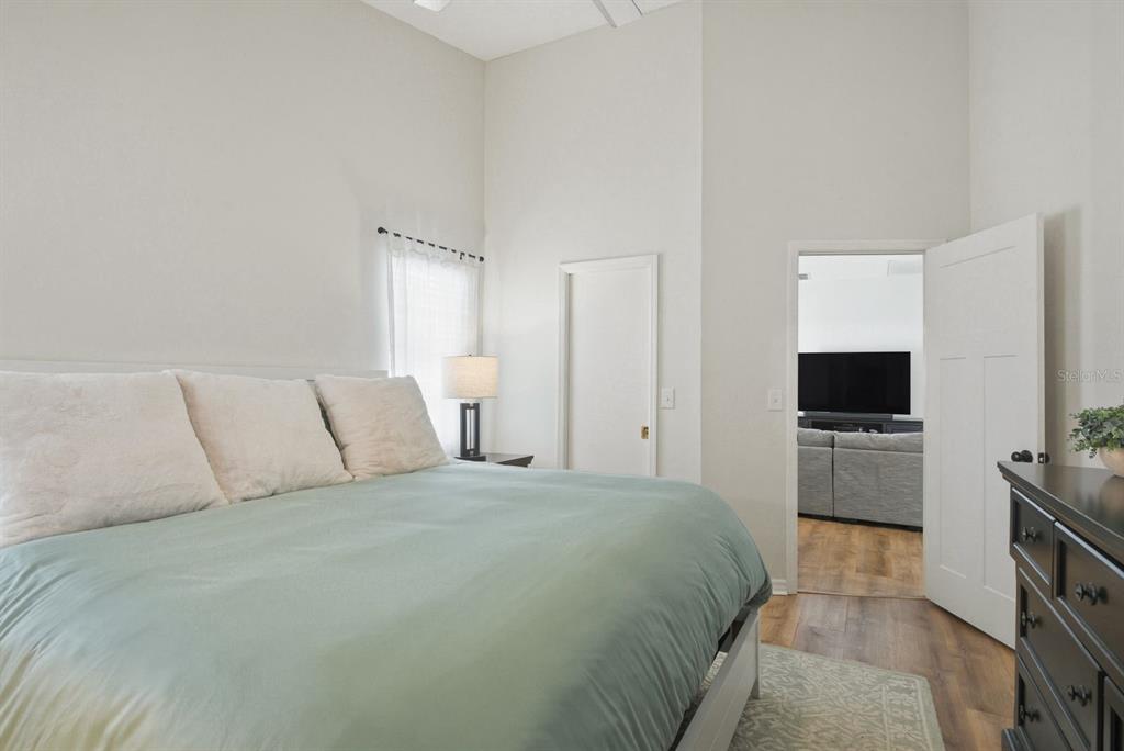 1011 Ridge Drive Palm Harbor, FL 34683 - Photo 25 of 49