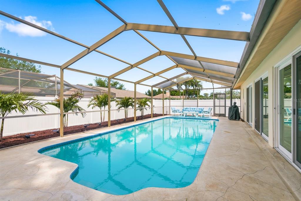 1011 Ridge Drive Palm Harbor, FL 34683 - Photo 36 of 49