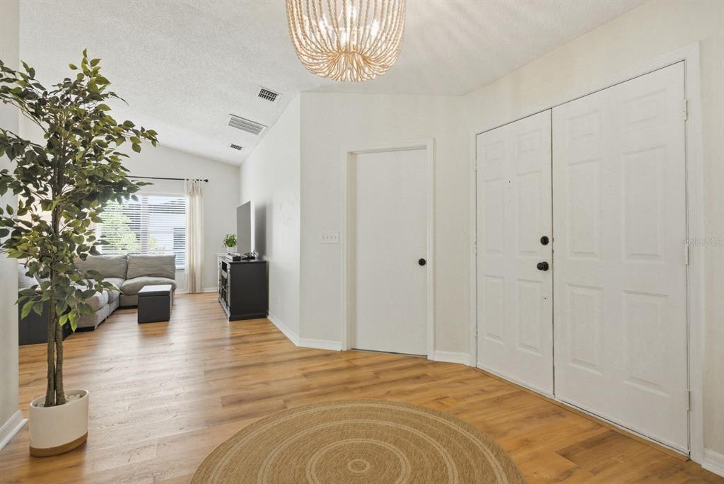 1011 Ridge Drive Palm Harbor, FL 34683 - Photo 5 of 49