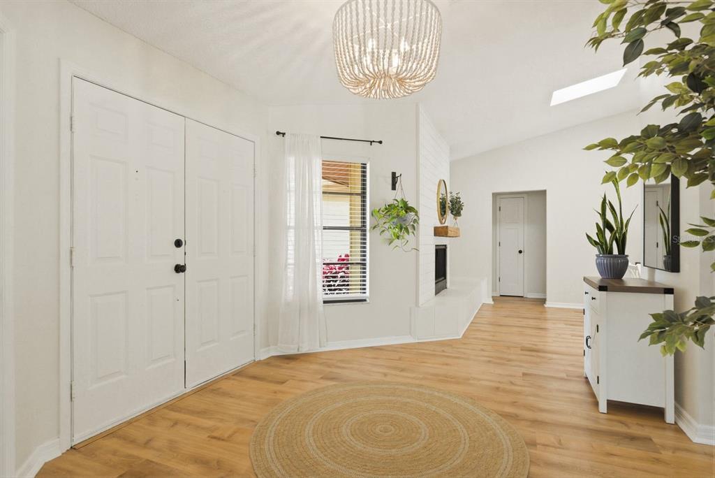 1011 Ridge Drive Palm Harbor, FL 34683 - Photo 6 of 49