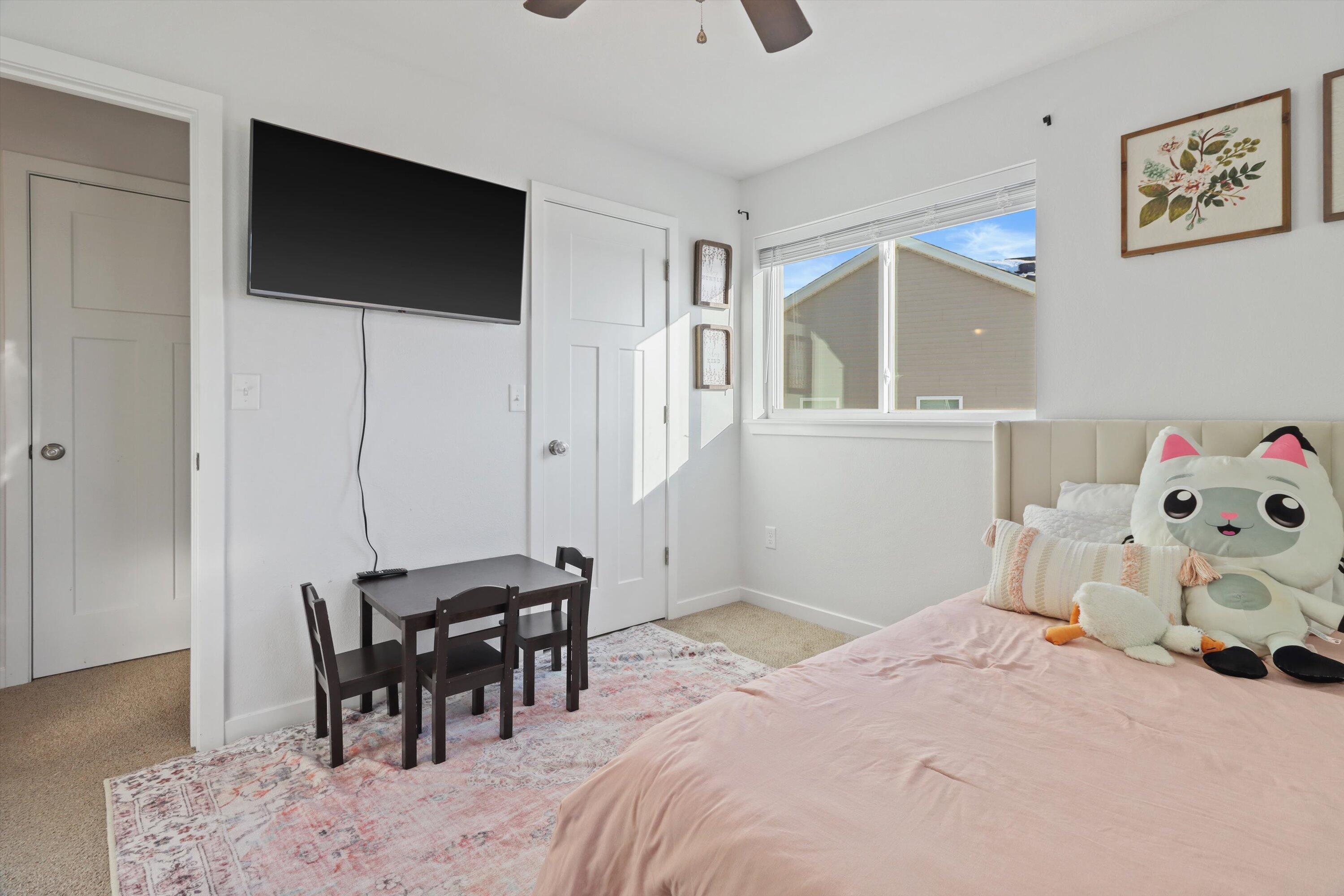 312 Big Bend Way Hartford, WI 53027 - Photo 25 of 38 40-IMG_9719