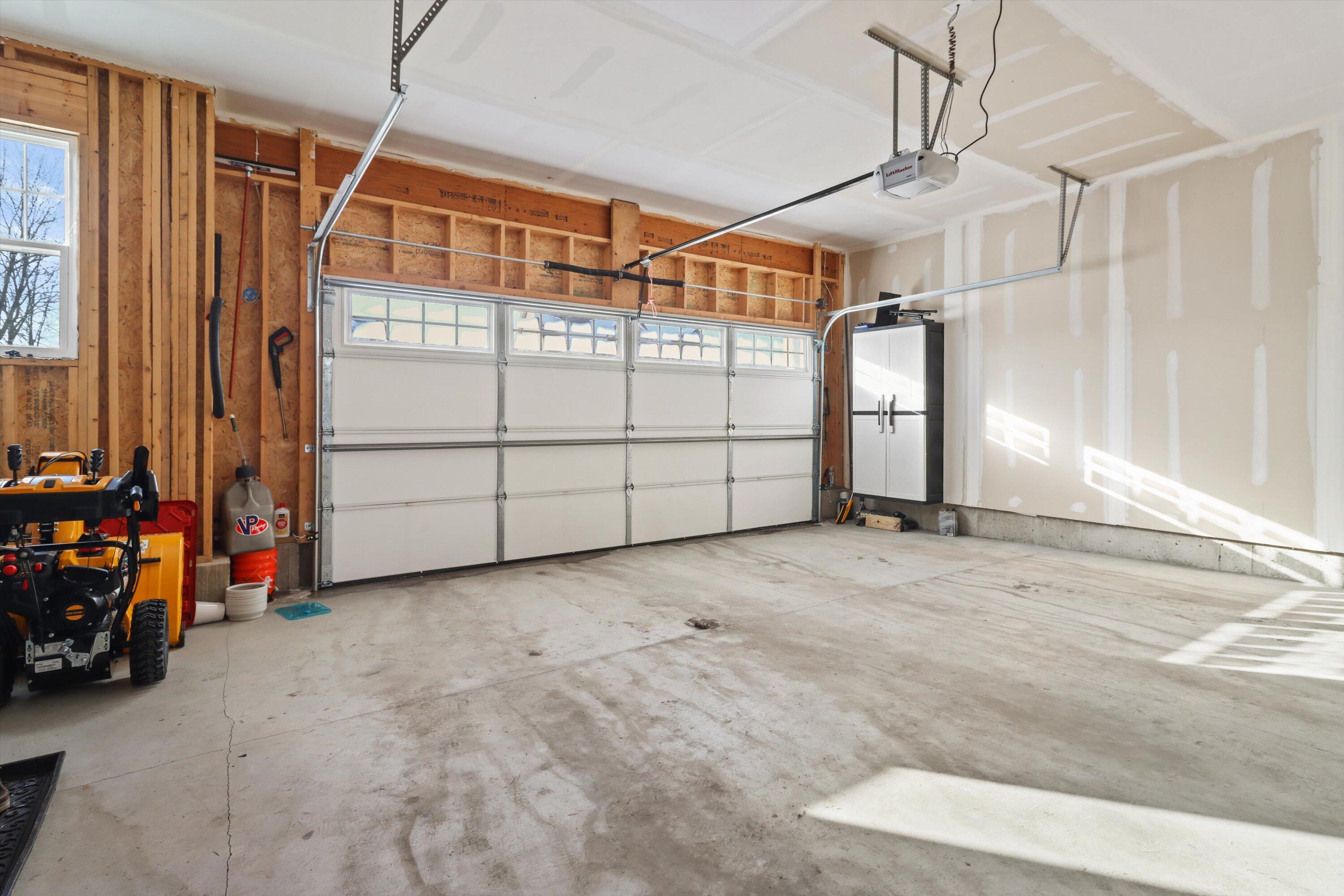 312 Big Bend Way Hartford, WI 53027 - Photo 31 of 38 27-IMG_9641