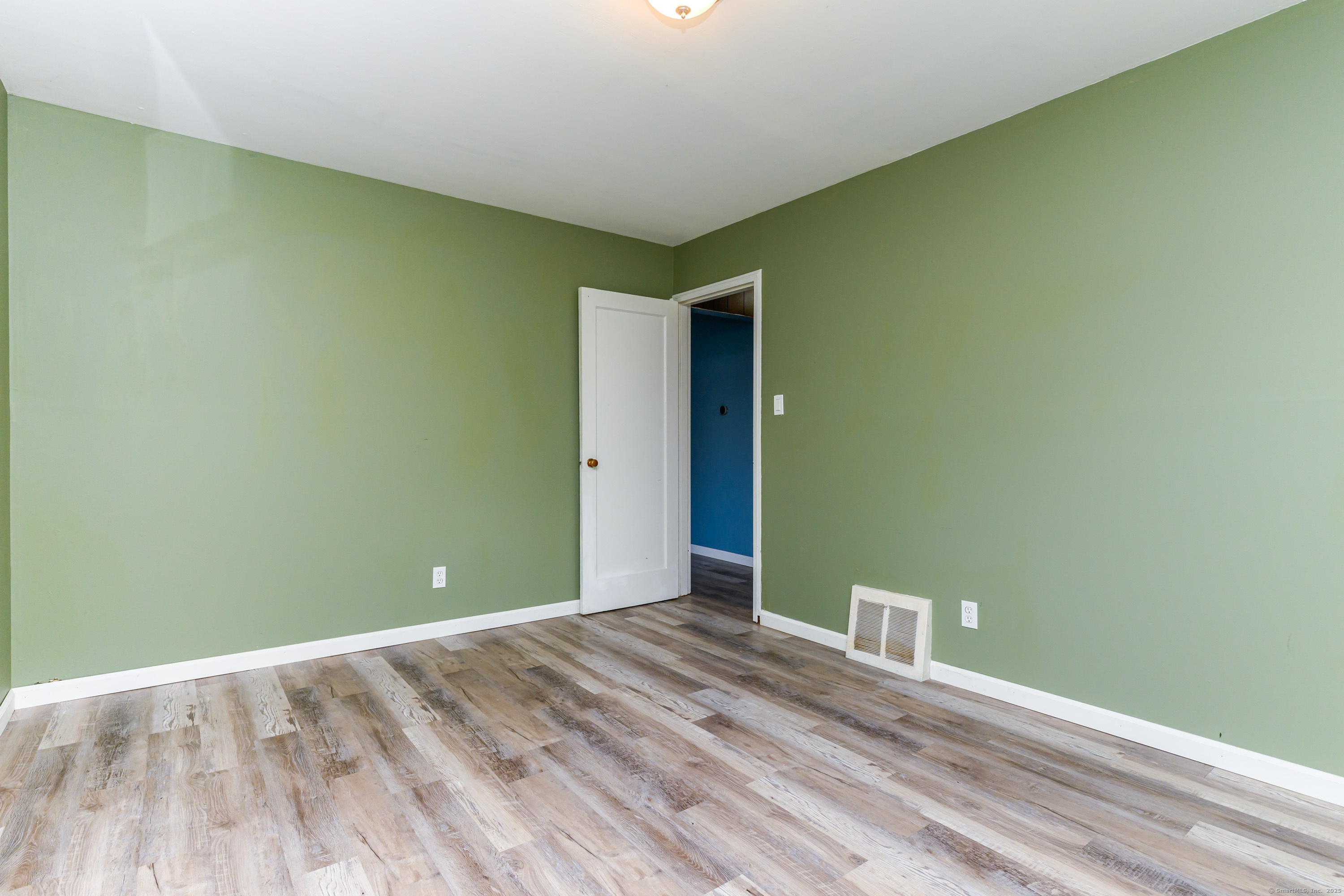 34 Great Plain Road Norwich, CT 06360 - Photo 9 of 40