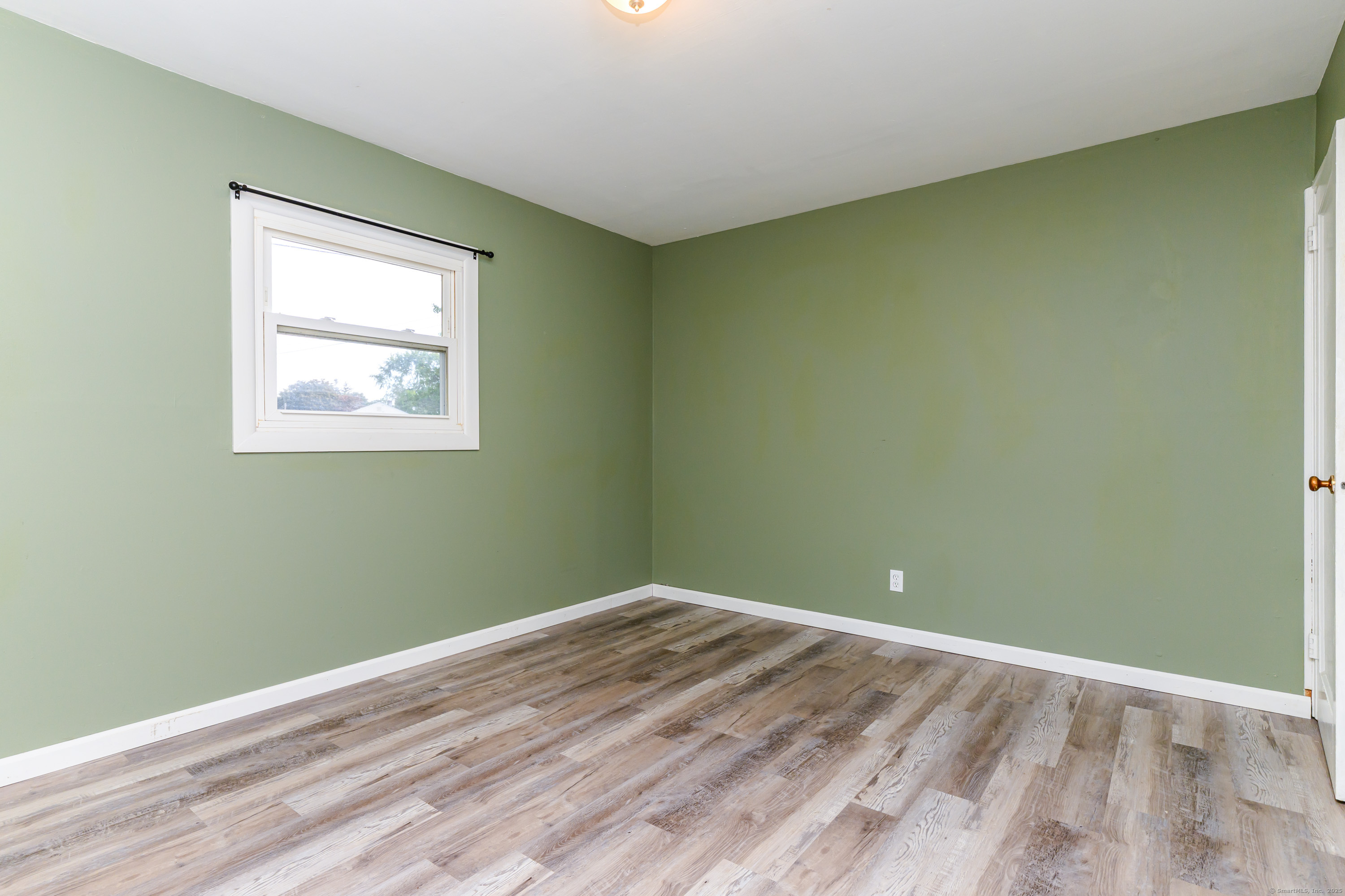 34 Great Plain Road Norwich, CT 06360 - Photo 10 of 40