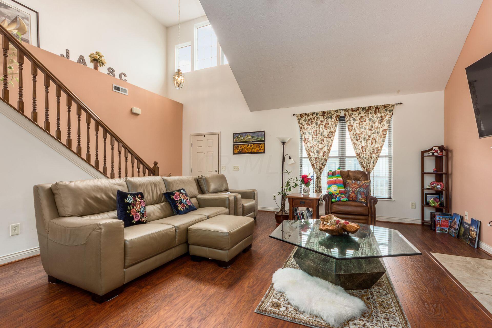 5892 McInnis Road Dublin, OH 43016 - Photo 7 of 33 2-Story Great Room