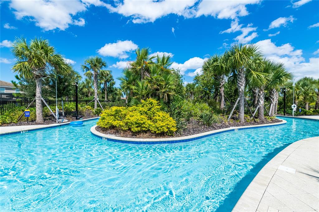 7513 Oak Spring Lane Davenport, FL 33837 - Photo 35 of 40 a view of a swimming pool with a yard