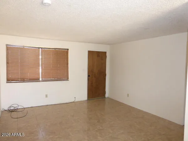 $179,900 | 424 Hartford Road, Kearny, AZ 85137