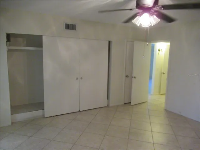 $1,795 | 2402 Ecuadorian Way, Unit 8, Clearwater, FL 33763