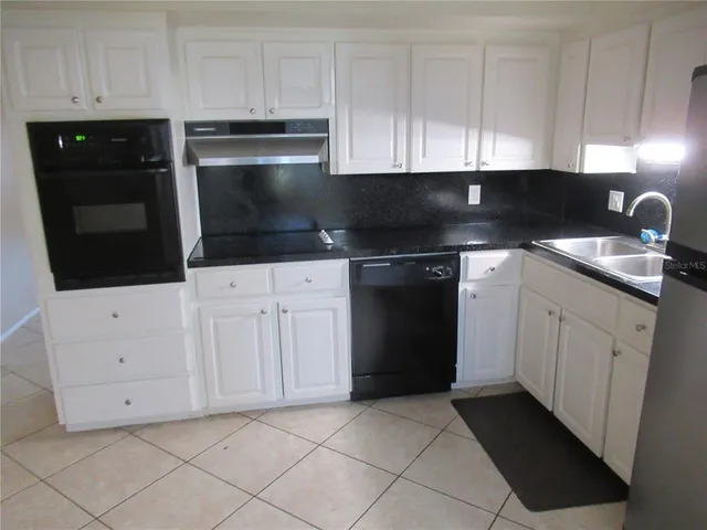 $1,795 | 2402 Ecuadorian Way, Unit 8, Clearwater, FL 33763