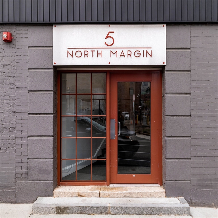 5 North Margin Street, Unit 5 Boston, MA 02113 - Photo 15 of 15 a close view of door