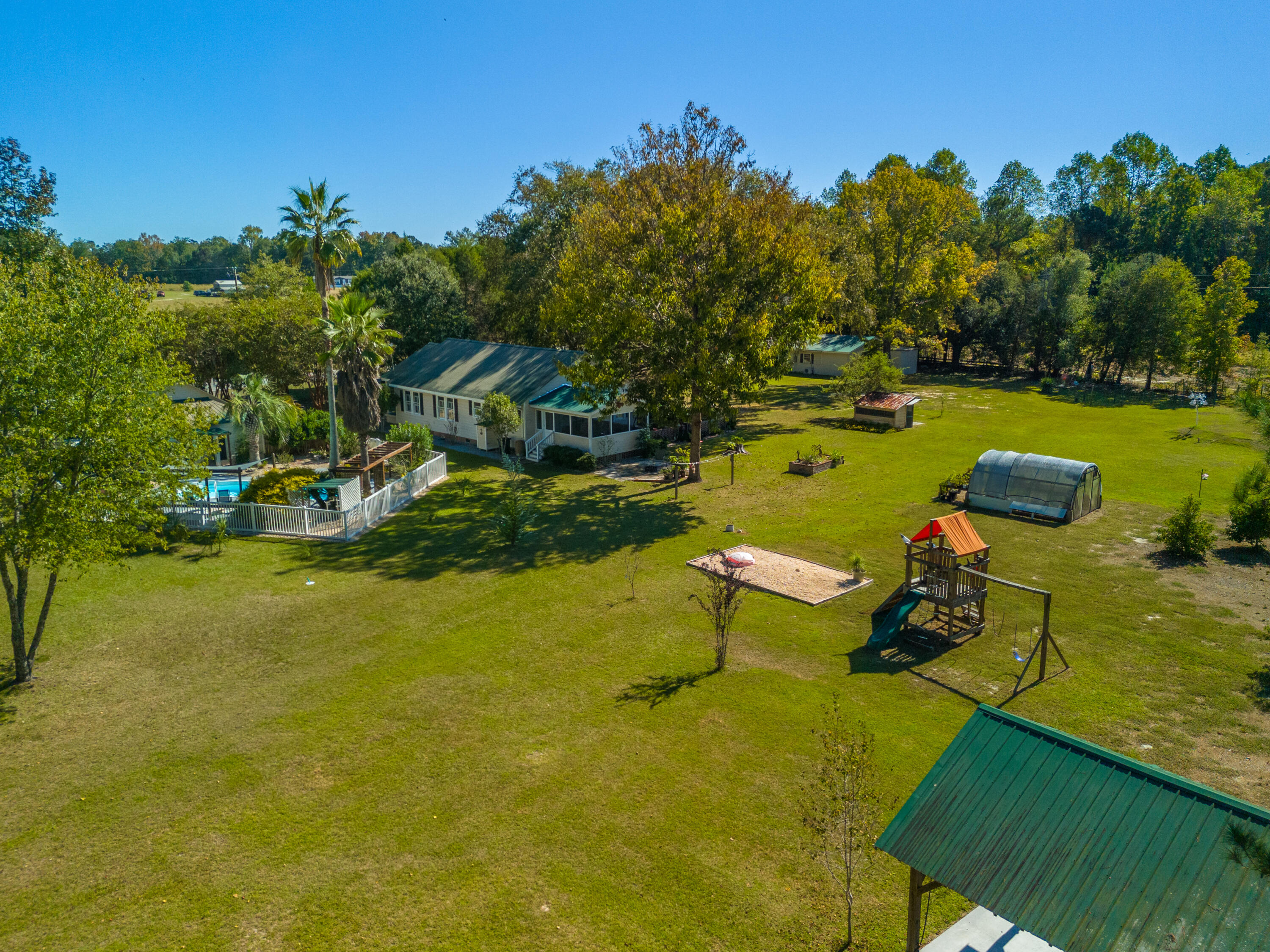 16266 Hunters Chapel Road Smoaks, SC 29481 - Photo 29 of 39 DJI_20231009112105_0016_D