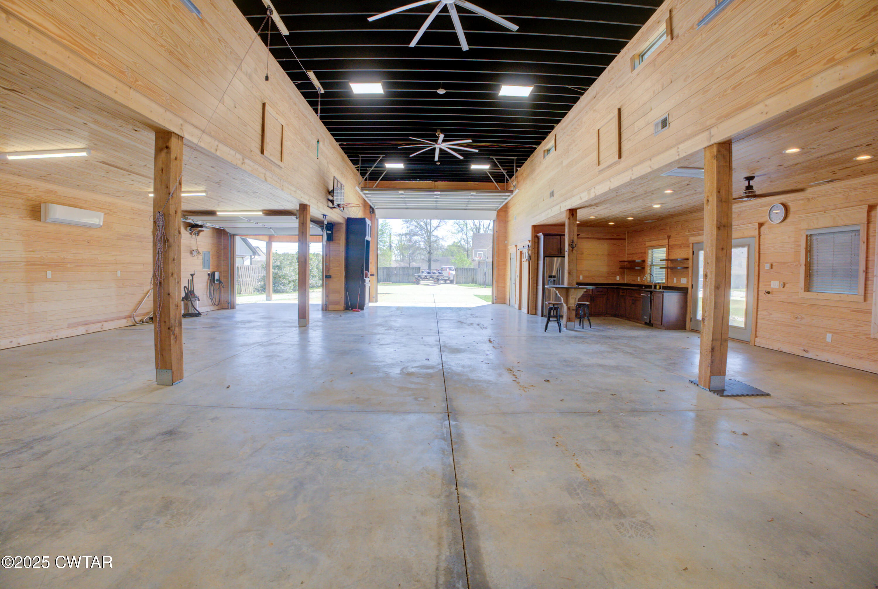 963 Ashport Road Jackson, TN 38305 - Photo 45 of 51 a view of an empty room