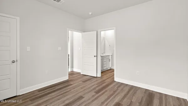 $490,900 | 6625 Palm Pointe Drive, Ocean Springs, MS 39564