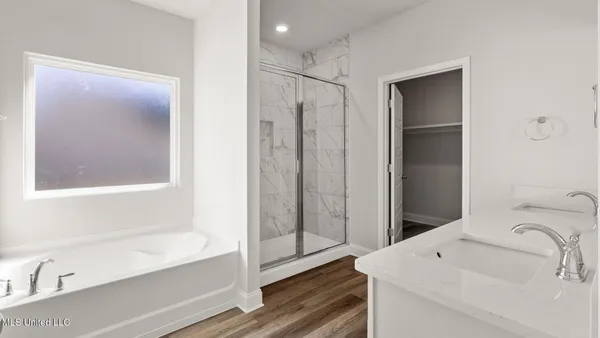 $490,900 | 6625 Palm Pointe Drive, Ocean Springs, MS 39564