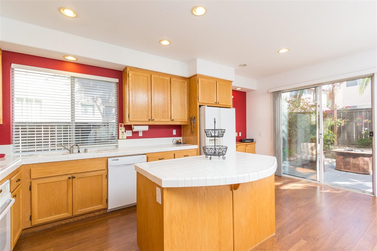 11476 Village Ridge Road San Diego, CA 92131 - Photo 12 of 23
