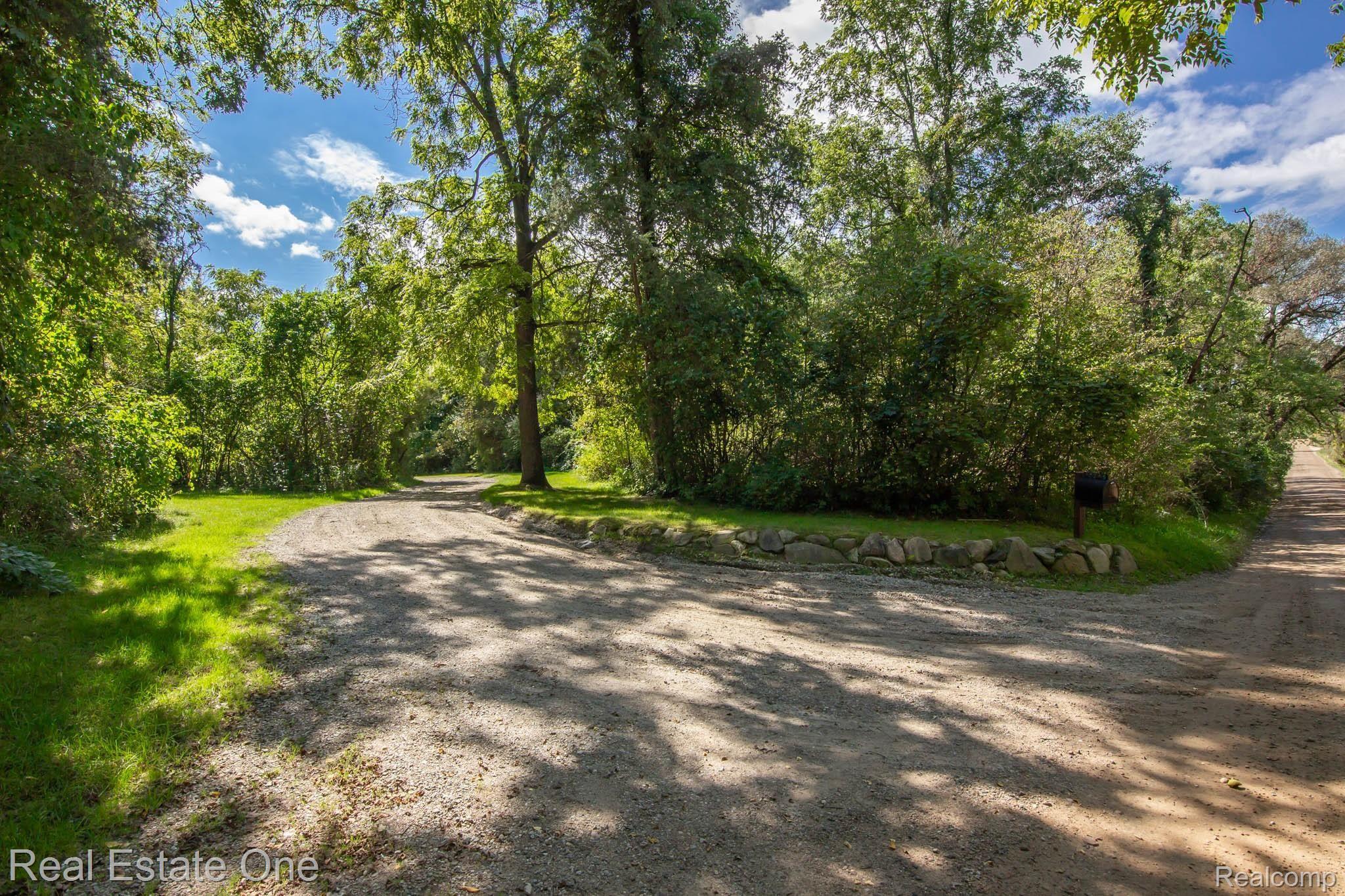 12395 Shaffer Road Davisburg, MI 48350 - Photo 53 of 53 IMG_1532.jpg
