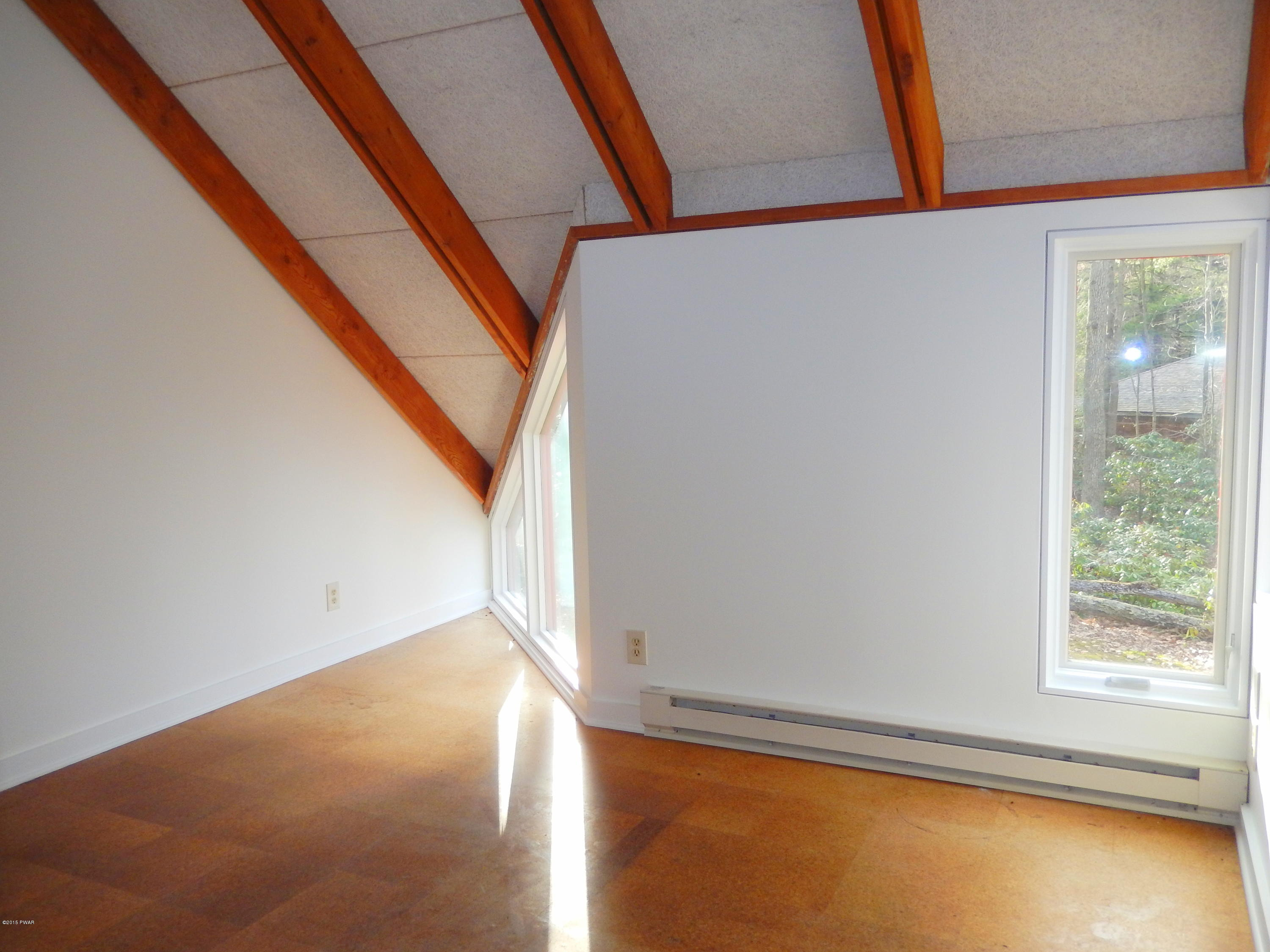 108 Fairview Hemlock Point Road Road Tafton, PA 18464 - Photo 39 of 59