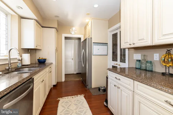 $975,000 | 231 Meeting House Lane, Merion Station, PA 19066