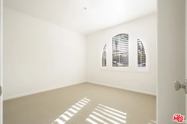 $5,100 | 73 City Stroll, Irvine, CA 92620