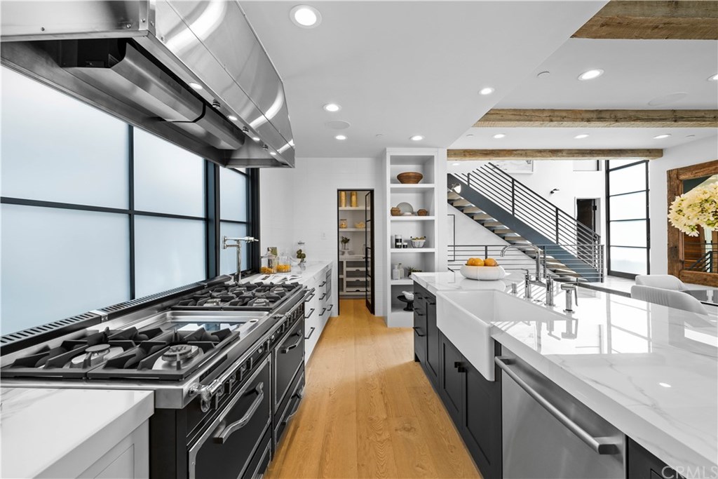 508 The Strand Manhattan Beach, CA 90266 - Photo 13 of 58