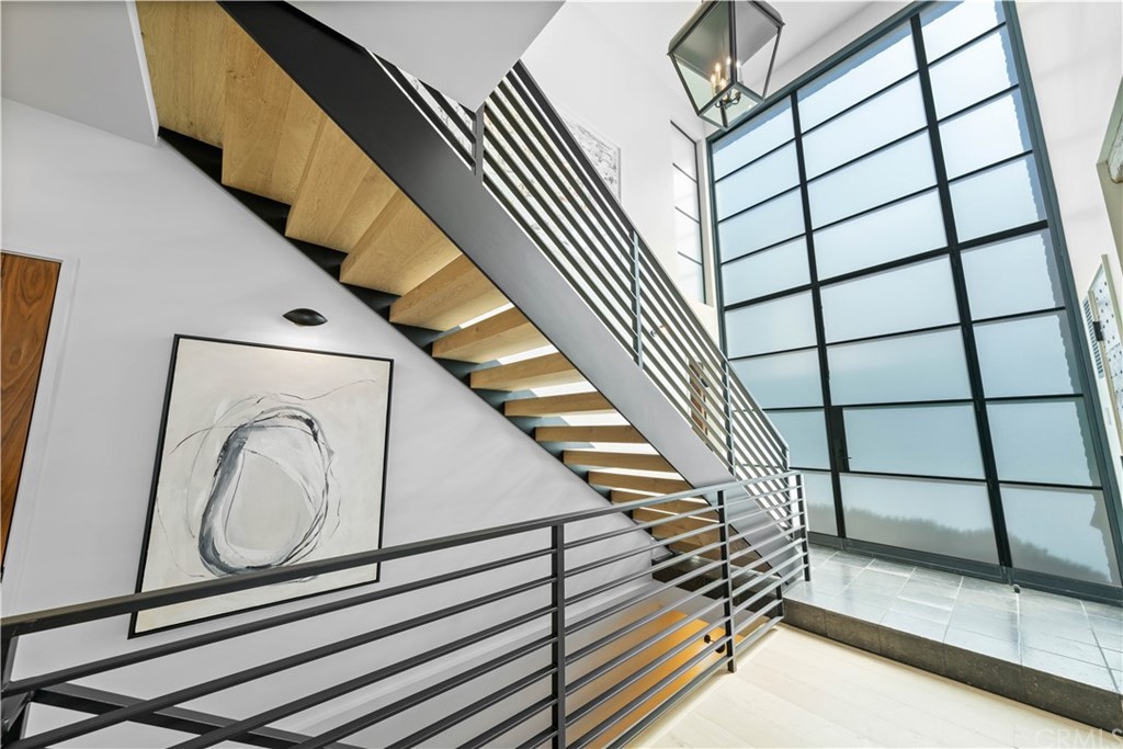 508 The Strand Manhattan Beach, CA 90266 - Photo 5 of 58