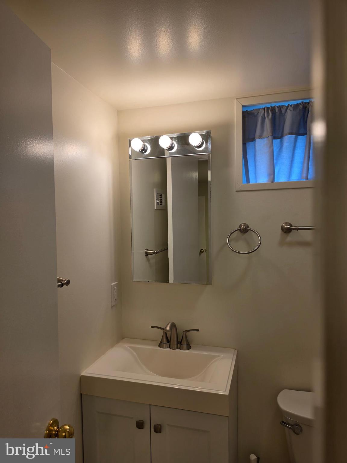 4700 Red Fox Road Rockville, MD 20852 - Photo 18 of 22 Gallery Image 18
