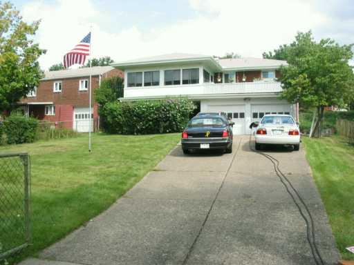 4940 McAnulty Road Whitehall, PA 15236 - Photo 2 of 8 Yard/Garden.