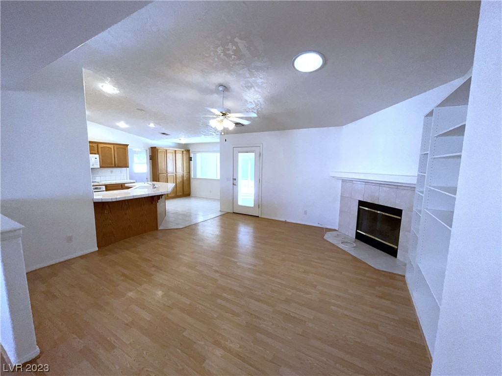 541 West Painted Trails Road Pahrump, NV 89060 - Photo 4 of 22
