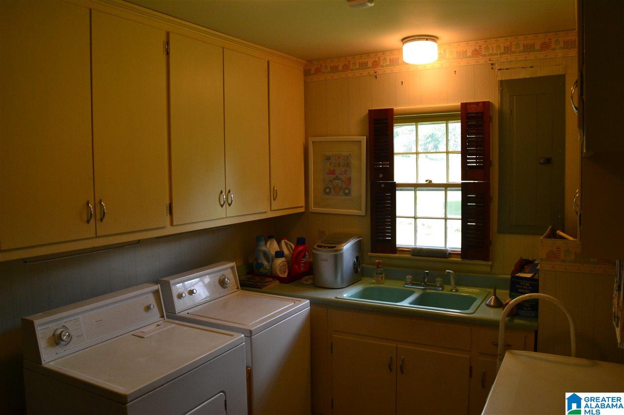 109 1st Street Southwest Hanceville, AL 35077 - Photo 7 of 24