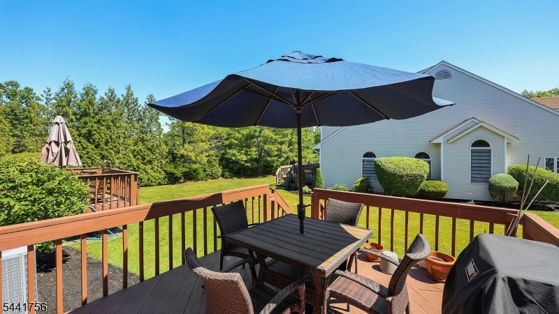 675 Raritan Road, Unit 26 Clark, NJ 07066 - Photo 23 of 31