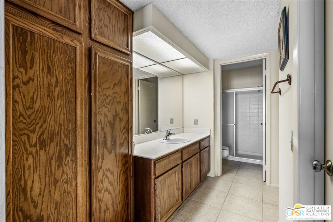 1050 Ramon Road, Unit 15 Palm Springs, CA 92264 - Photo 16 of 33