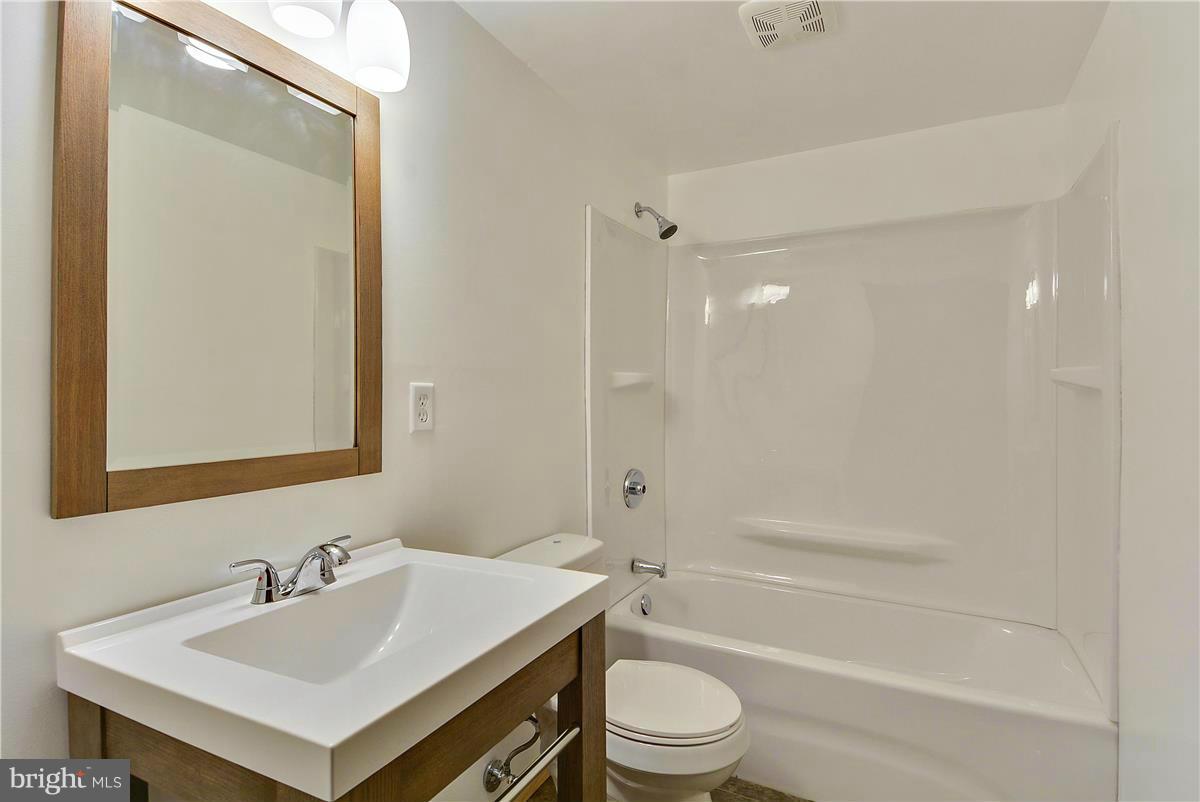 107 Rutledge Road Queenstown, MD 21658 - Photo 20 of 30 Renovated lower level bath