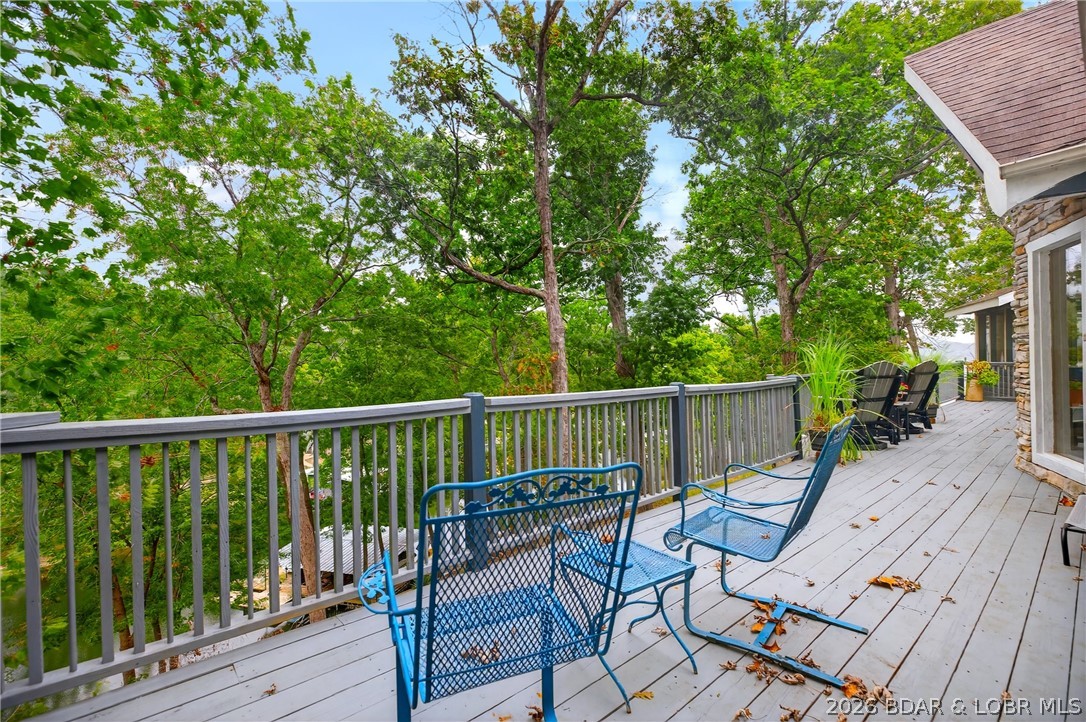 453 Graham Point Camdenton, MO 65020 - Photo 25 of 51