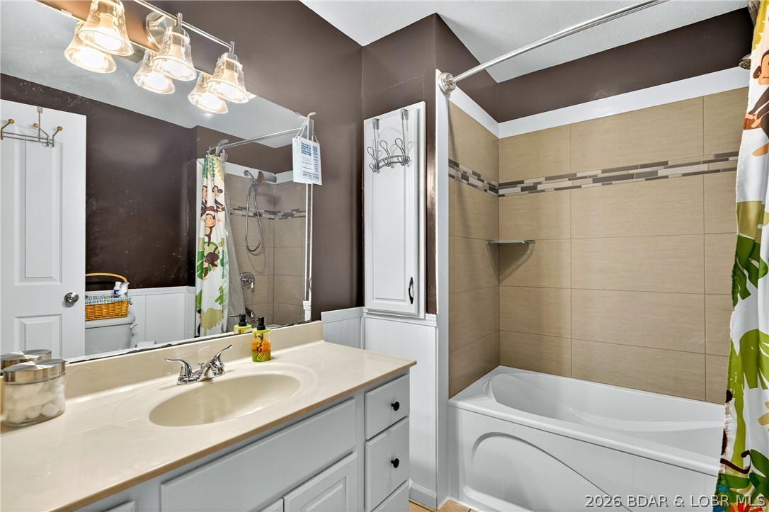 453 Graham Point Camdenton, MO 65020 - Photo 32 of 51