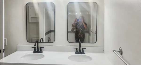 $2,500 | 12913 Trail Hollow Drive, Unit 2913, Houston, TX 77079