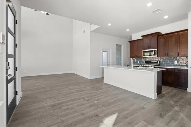 $599,990 | 725 Oakridge Trail, Richardson, TX 75080